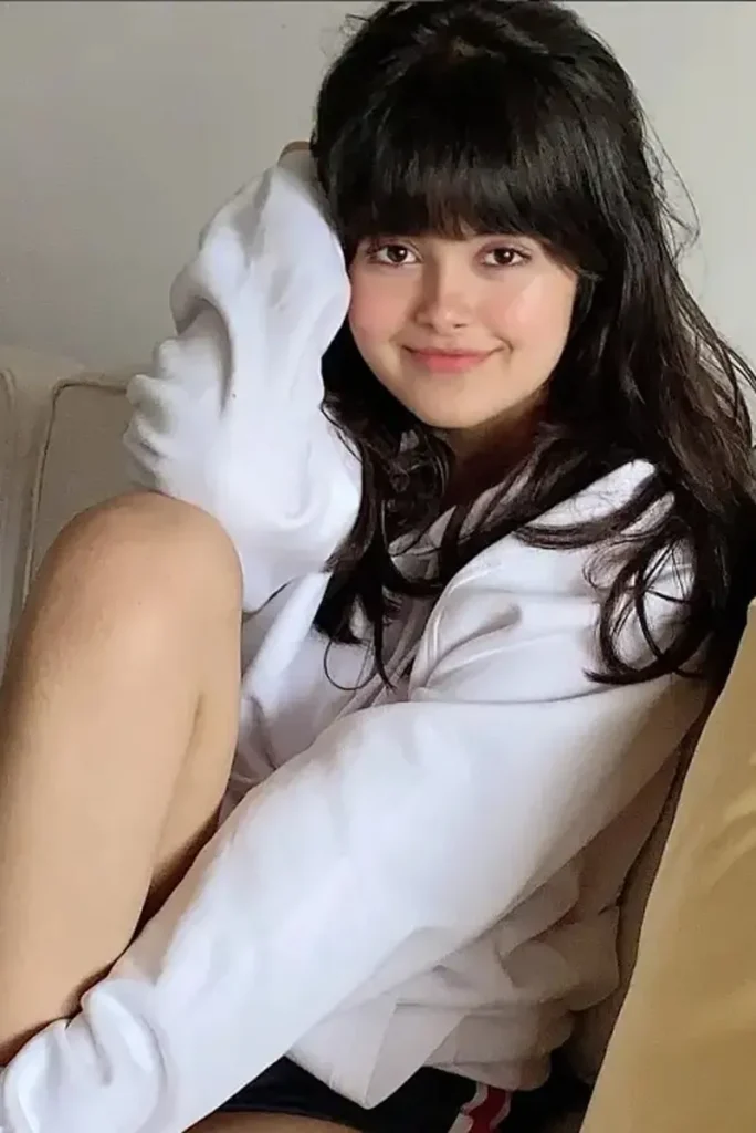 Aryana Chaudhry (Ariana) Biography, Height, Age, Boyfriend, Net Worth - TimoTamo