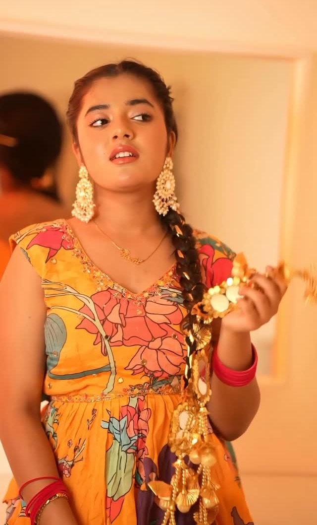 Separating Rashi Shinde from similar names - rashi shinde age